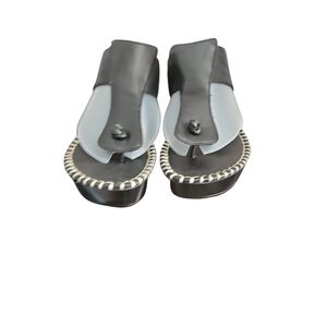 Donald J. Pliner Black and Cream Sandals